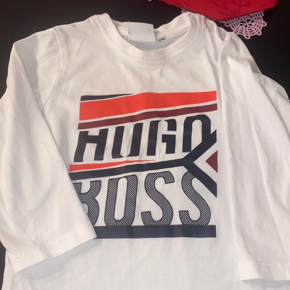 Hugo boss baby boy long sleeve T-shirt x 18 months like new